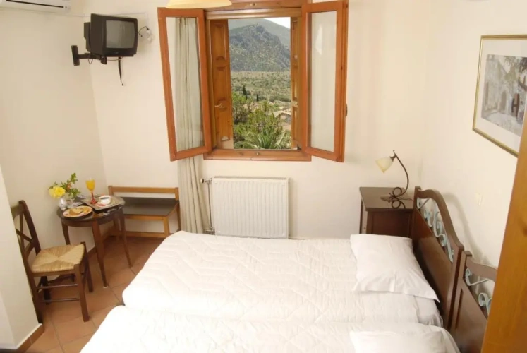 Economy Twin room with view