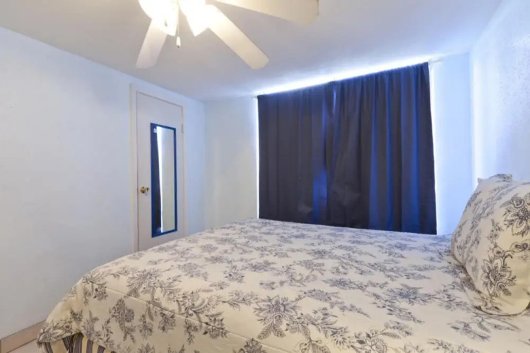 Aquarius Condominium 301