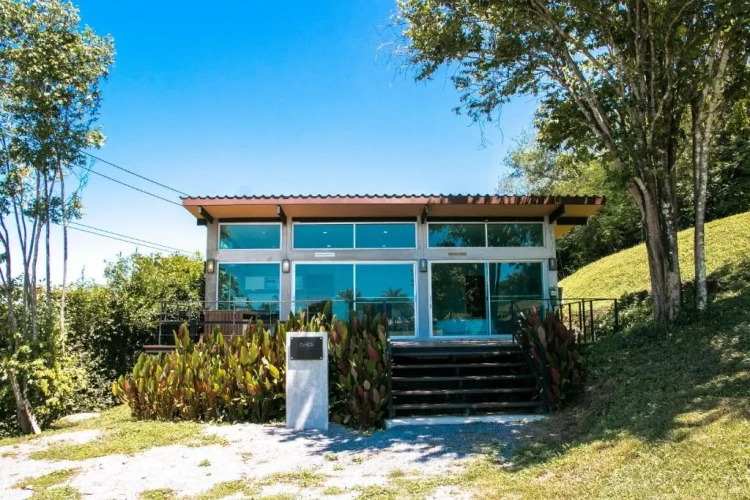 2 Bedrooms Cottage