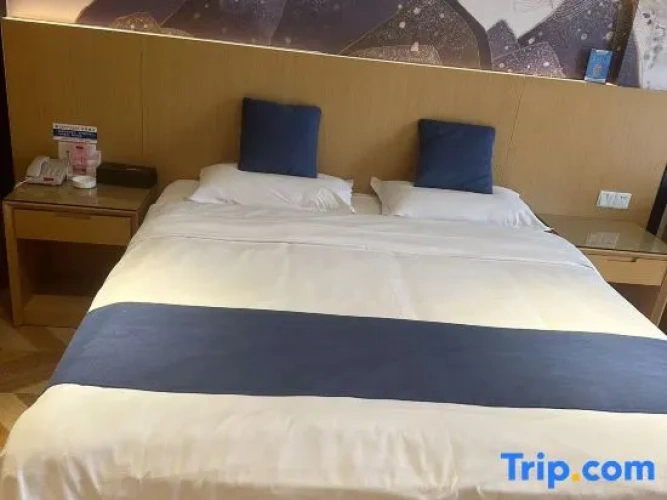 Deluxe Double Suite