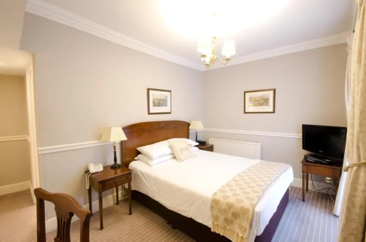 Superior room