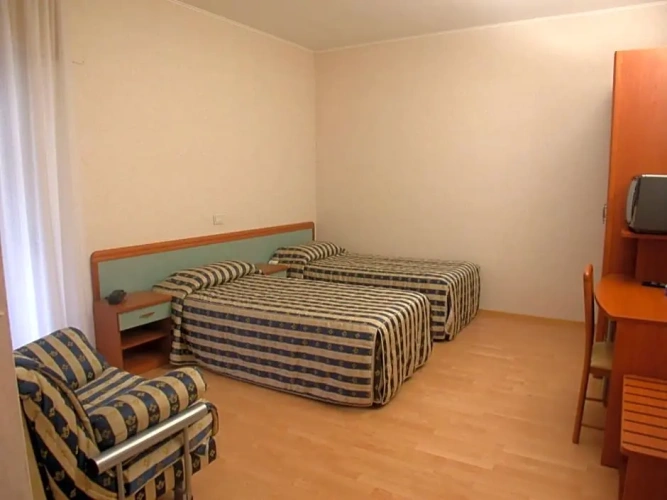 Classic Triple room with balcony and with view