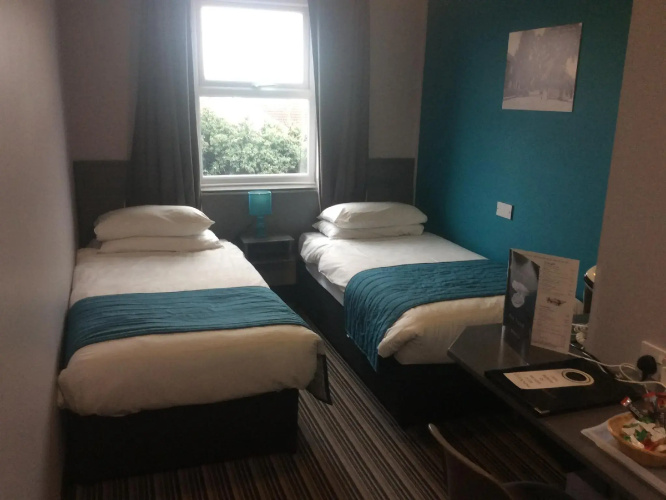 Oyster Fleet Hotel