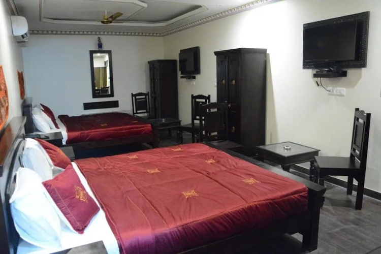 Surya Garh Hotel