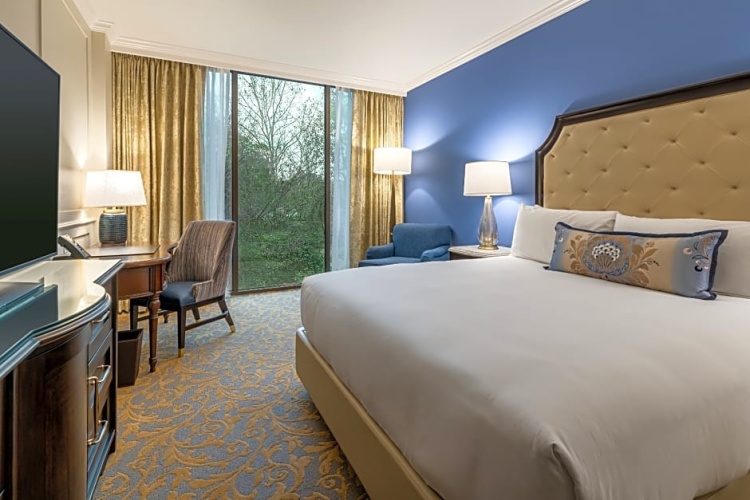 1 Bedroom Traditional Double Suite