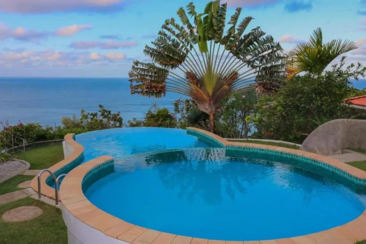 1 Bedroom Apartment with balcony and with sea view