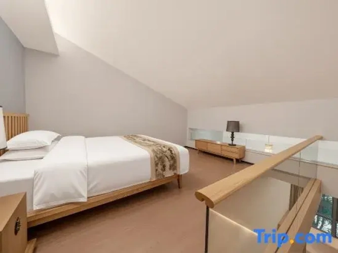 2 Bedrooms Suite