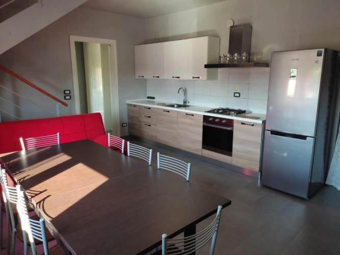 3 Bedrooms Apartment