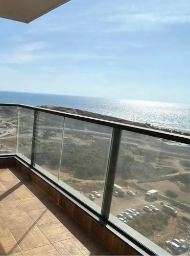 Charming 4BR APT with Stellar Sea View