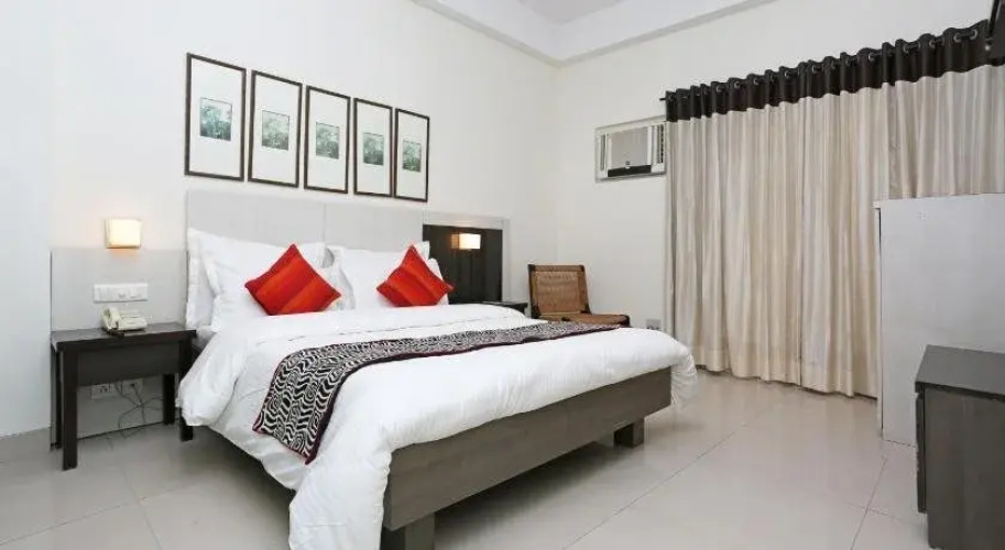Anav house