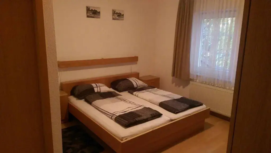 Hotel Zur Burg
