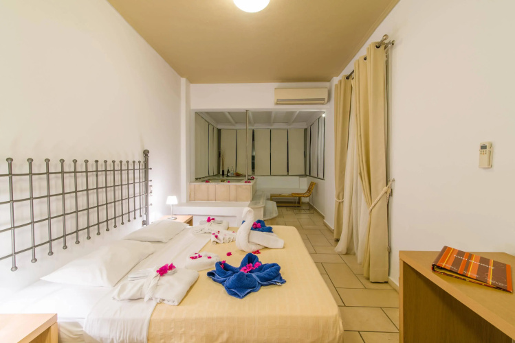 Hotel Antinea Suites & SPA