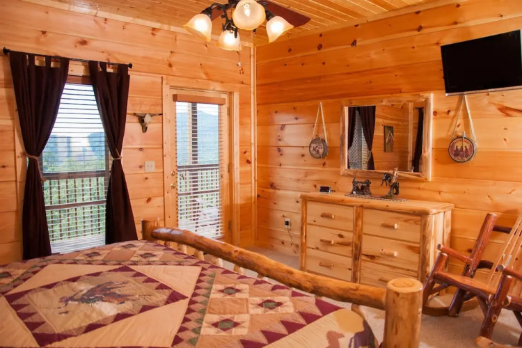 WESTERN SKY - 2 Br Cabin