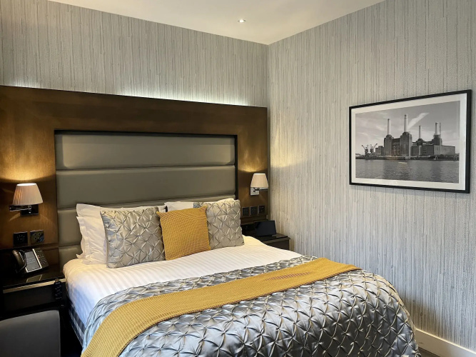 Eccleston Square Hotel