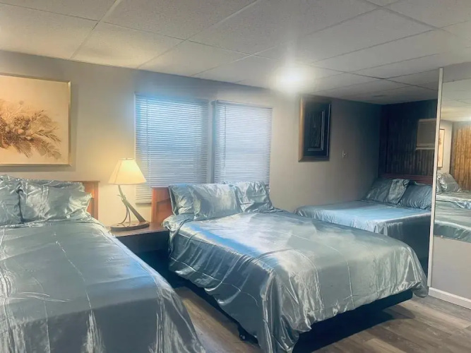 Falls Motel