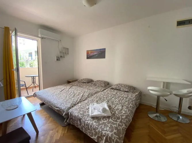 Studio Apartment Hana
