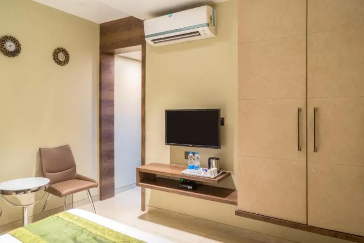 Treebo Pratiksha Residency