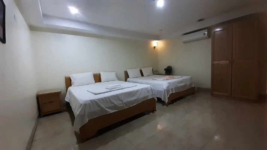 OYO 1000 Az Hotel