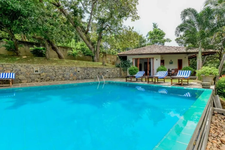 Deluxe Triple room with balcony and with view
