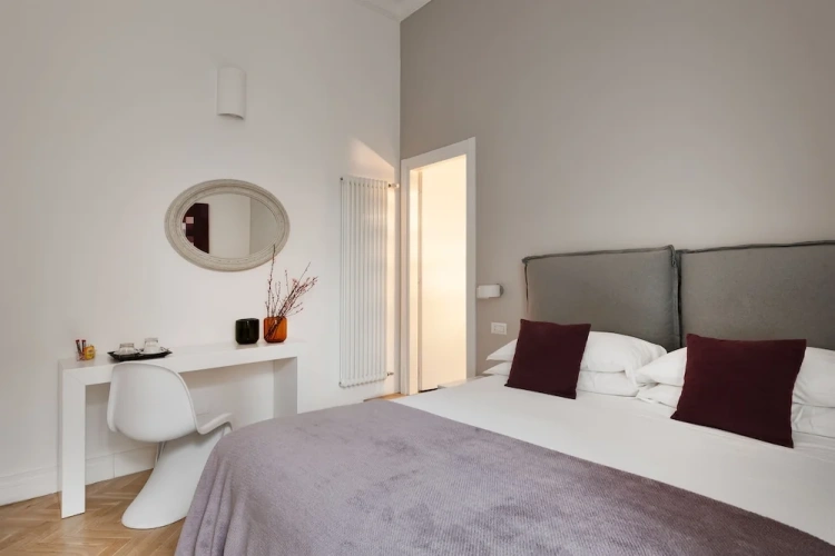 Standard Double room with city view