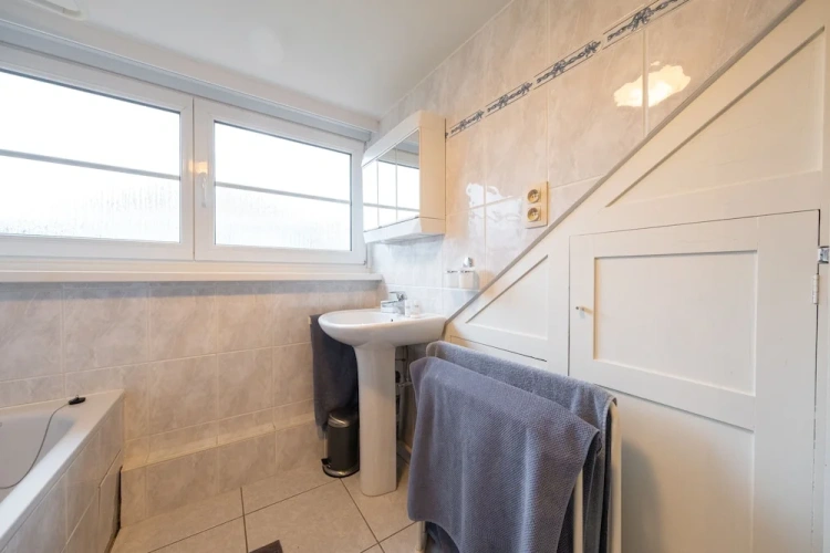 3 Bedrooms Family Cottage