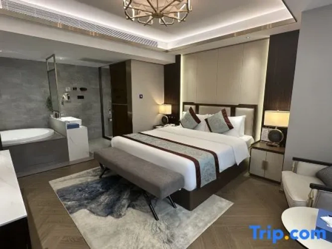 1 Bedroom Suite