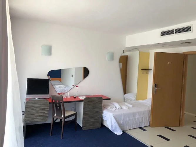 Hotel Apolonis