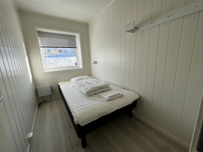 Midnattsol Rom Og Hytter