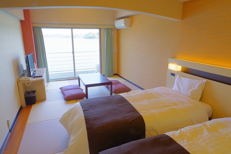 2 Bedrooms Standard Twin room with lake view