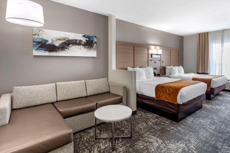 Standard Quadruple room