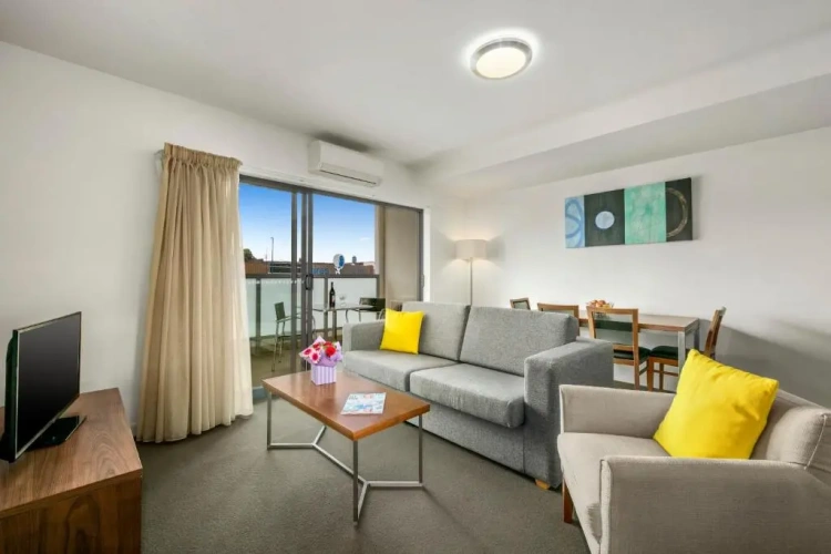 2 Bedrooms Executive Apartment