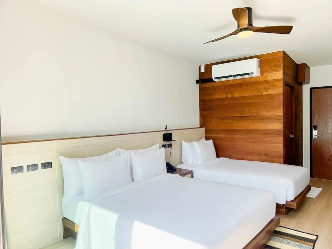 360 issara Floating Resort