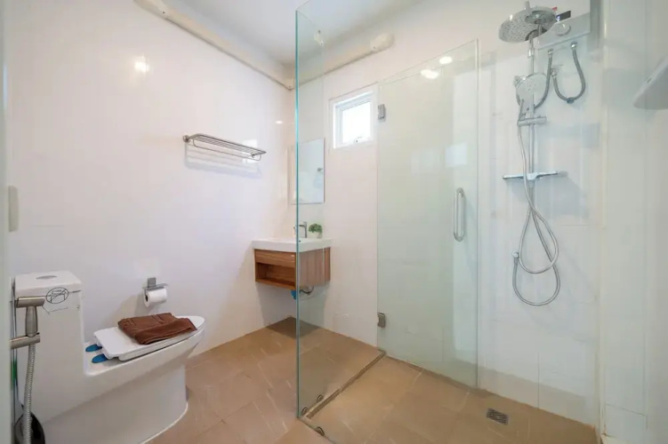 Beachfront 2BR Pool Villa DelMar Kamala