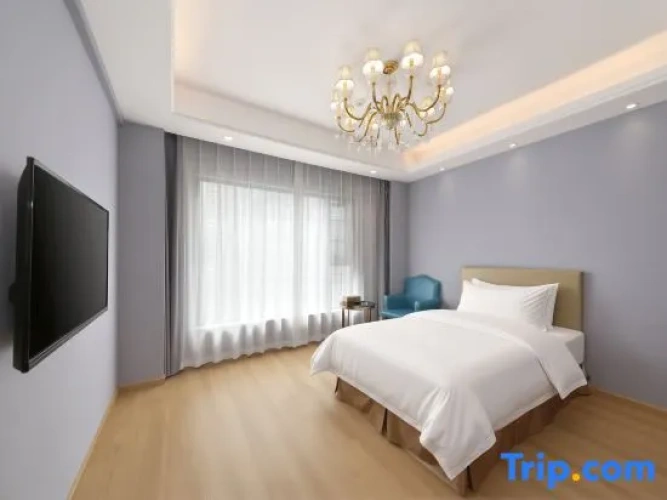 Deluxe Family Suite