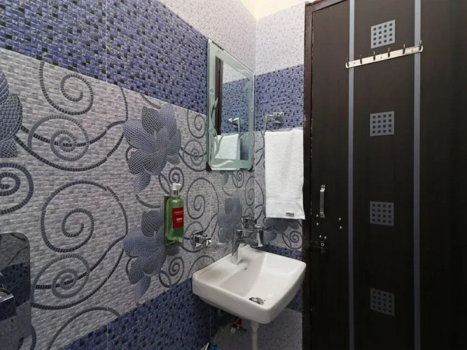 Shree Shyam Square By OYO Rooms