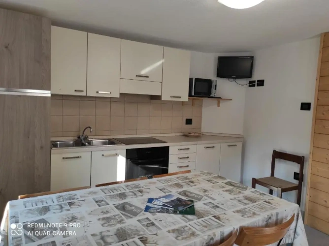 2 Bedrooms Cottage