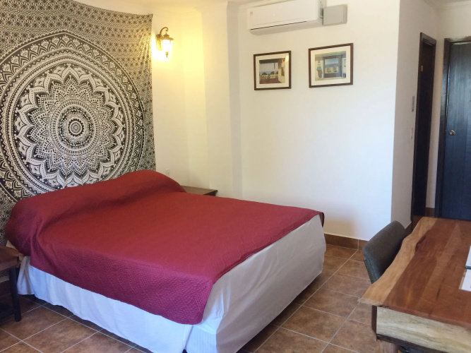 Easy Inn