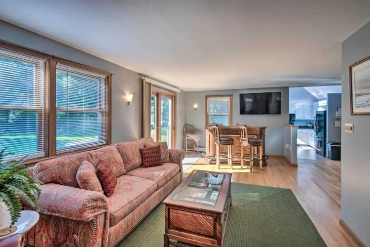 3 Bedrooms Cottage