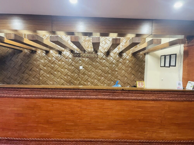 Hotel Lotus Grand