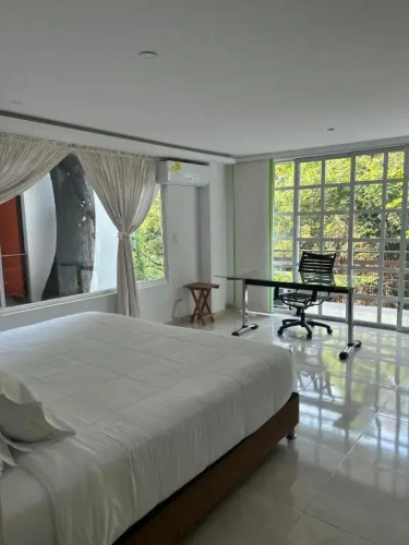 Treehouse 1959 Hotel