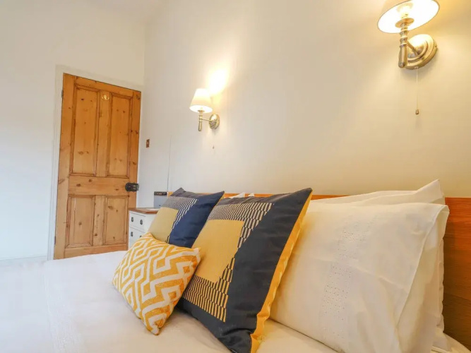 Cloudberry Cottage