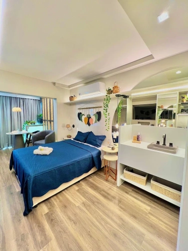 Club Studio with balcony
