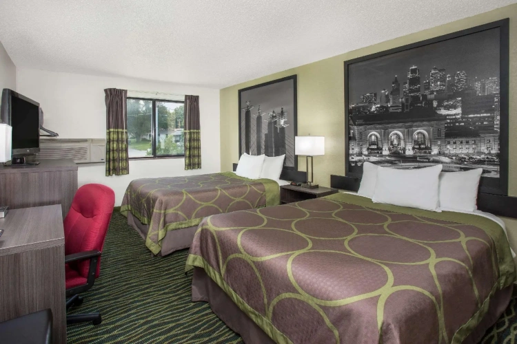 Standard Quadruple room