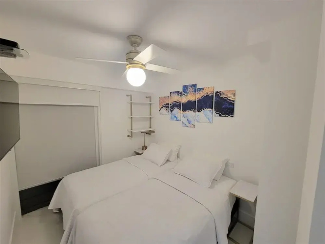Alexander 1102 2 Bedroom Apts