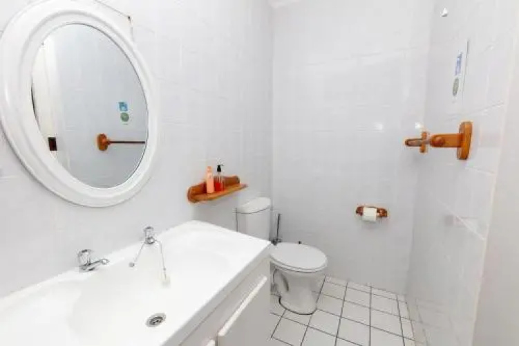 Nothando Backpackers Lodge