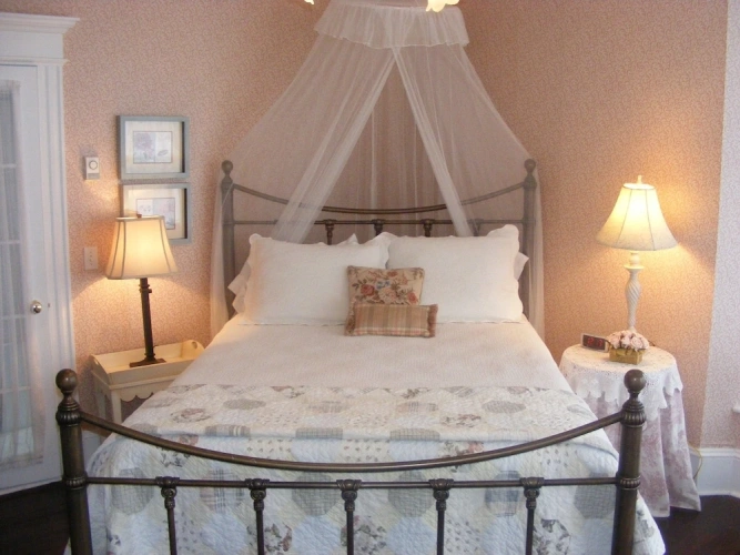 Standard Double room with view