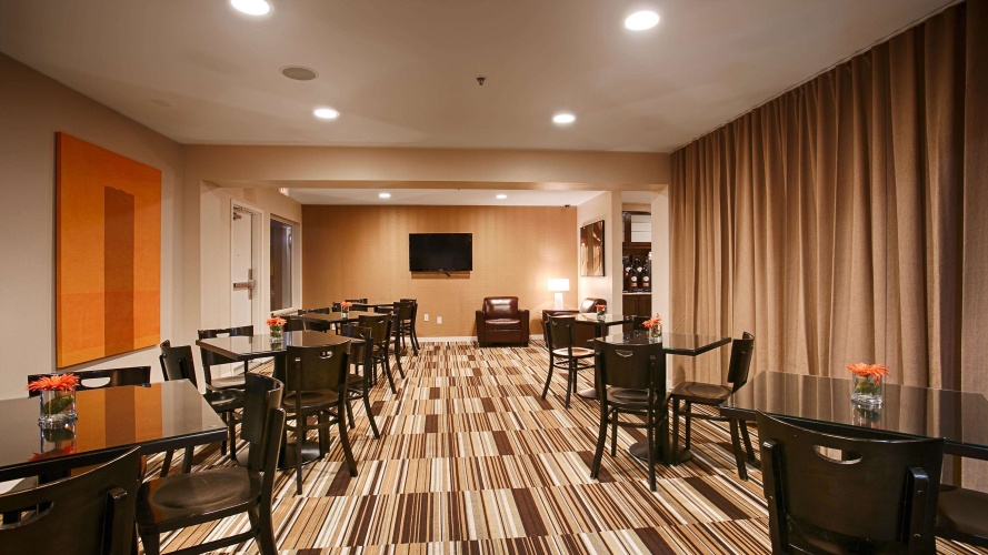 Best Western Plus Rancho Cordova Inn photo 25