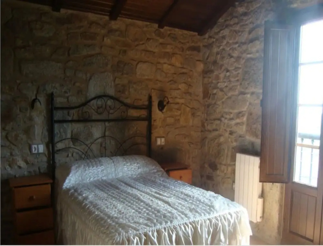 103473 - House in Muxía