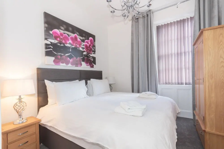 3 Bed- The Regency Suite