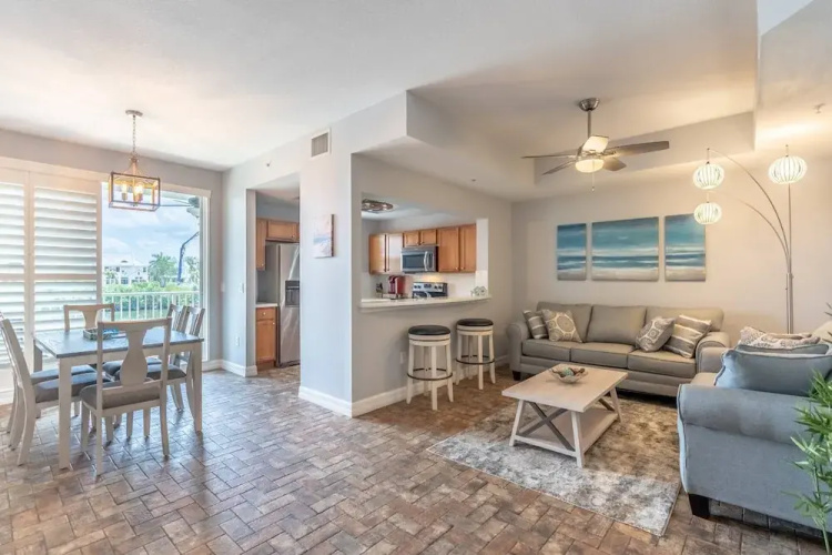 617 Little Harbor